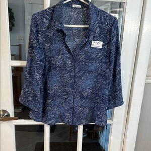 412.   Reitmans Navy and White Patterned Button-Down Blouse